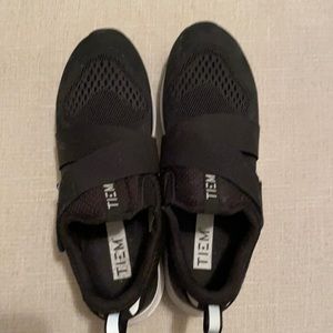 Tiem Size 8 Women’s Cycling Shoe